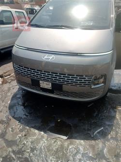 هیوندای ستاریا